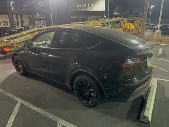 TESLA MODEL Y 2023 7SAYGDEE2PA120114 image